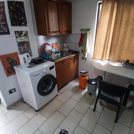 Проживание в семье Private Flat In House 17 *