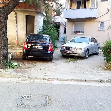 Проживание в семье Private Flat In House 17